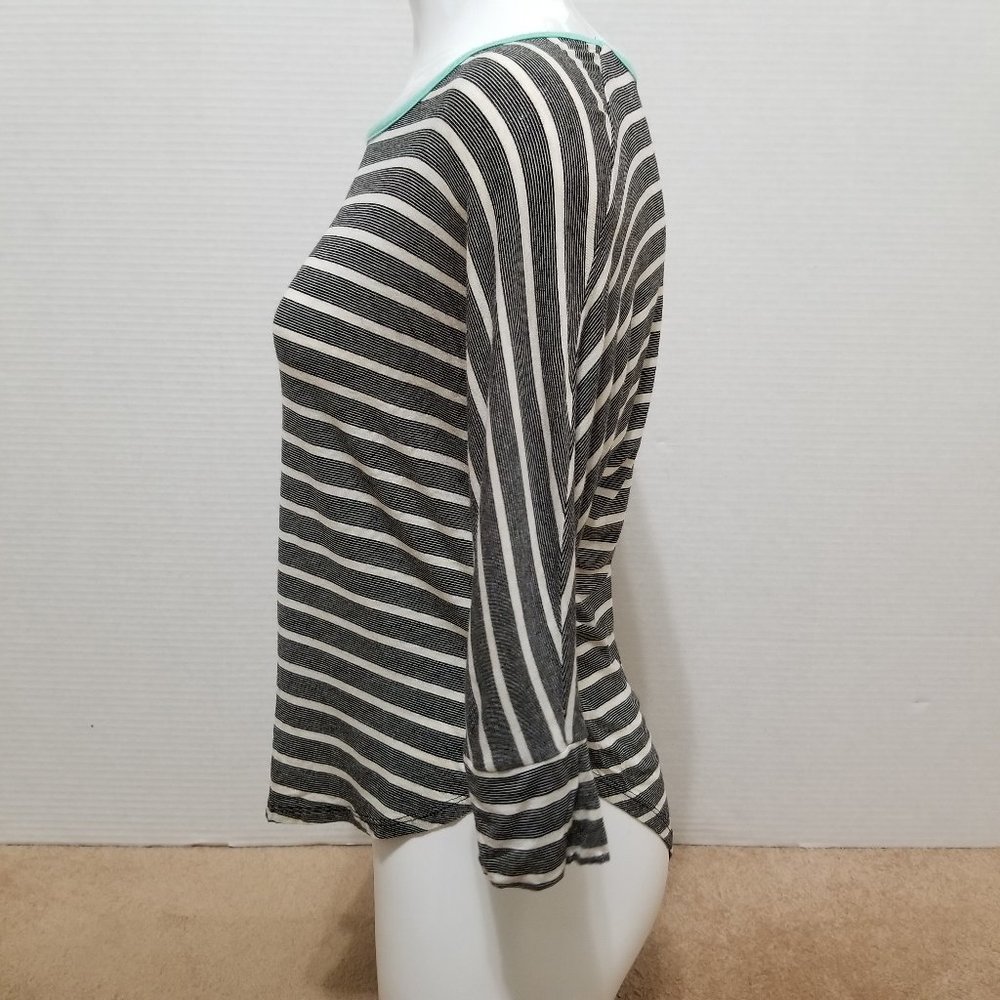 Pink Rose top XS striped dolman 3/4 sleeve curved hem stretch - Picture 2 of 10
